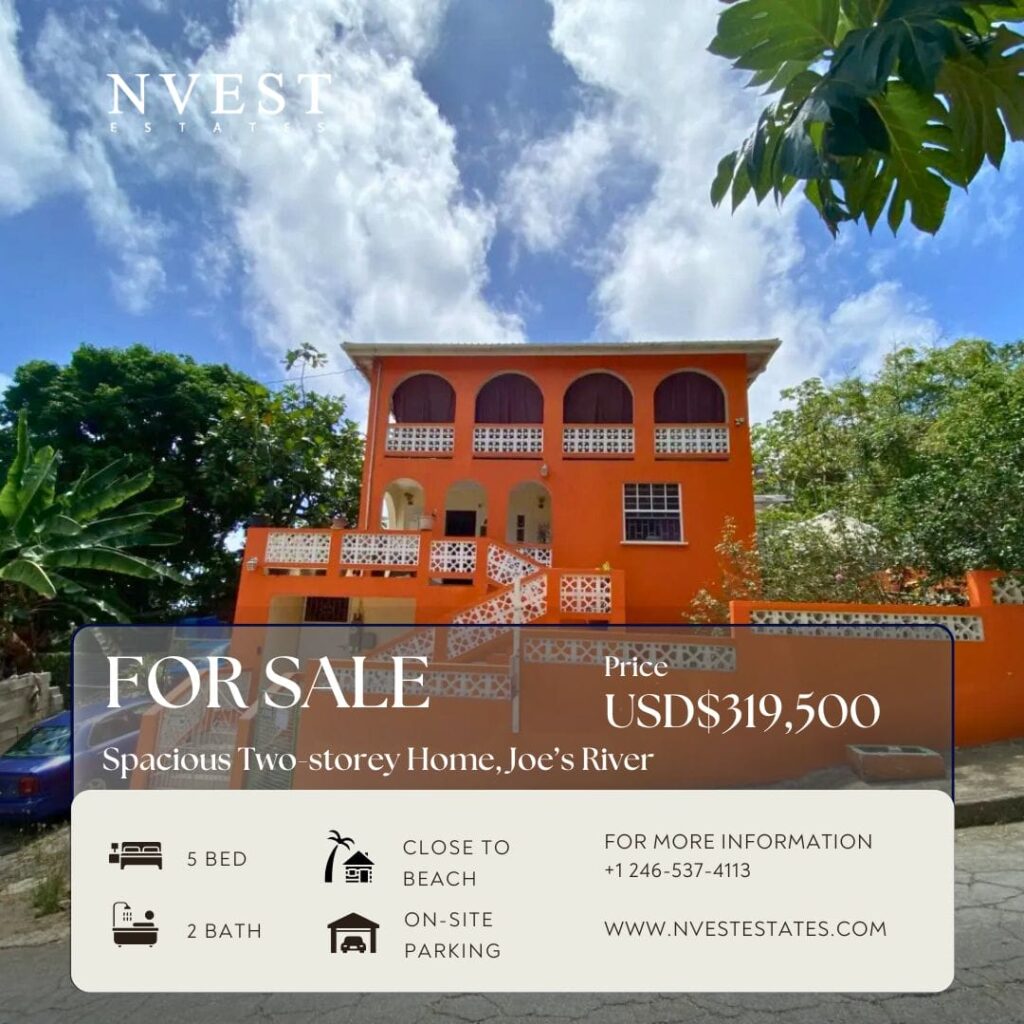 Spacious Family Home Located in Beautiful St. Joseph, photo 1