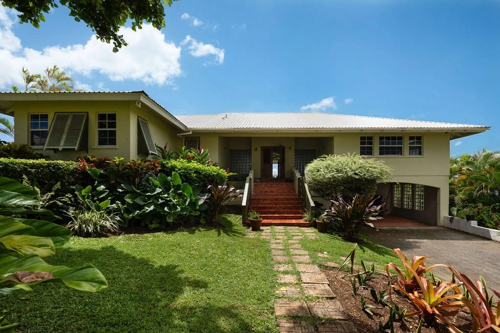 Spacious 4 Bed Home with Countryside and Sea Views – Serendipity, Mount Wilton, Inland, St Thomas